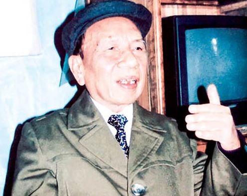 Vũ Ngọc Nhạ là một trong những người làm cố vấn cho ba tổng thống của chế độ Sài Gòn