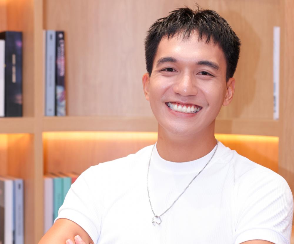 Tiểu sử Đỗ Nhật Hoàng truyền cảm hứng nhờ năng lượng sống tích cực Tiểu sử Đỗ Nhật Hoàng truyền cảm hứng nhờ năng lượng sống tích cực