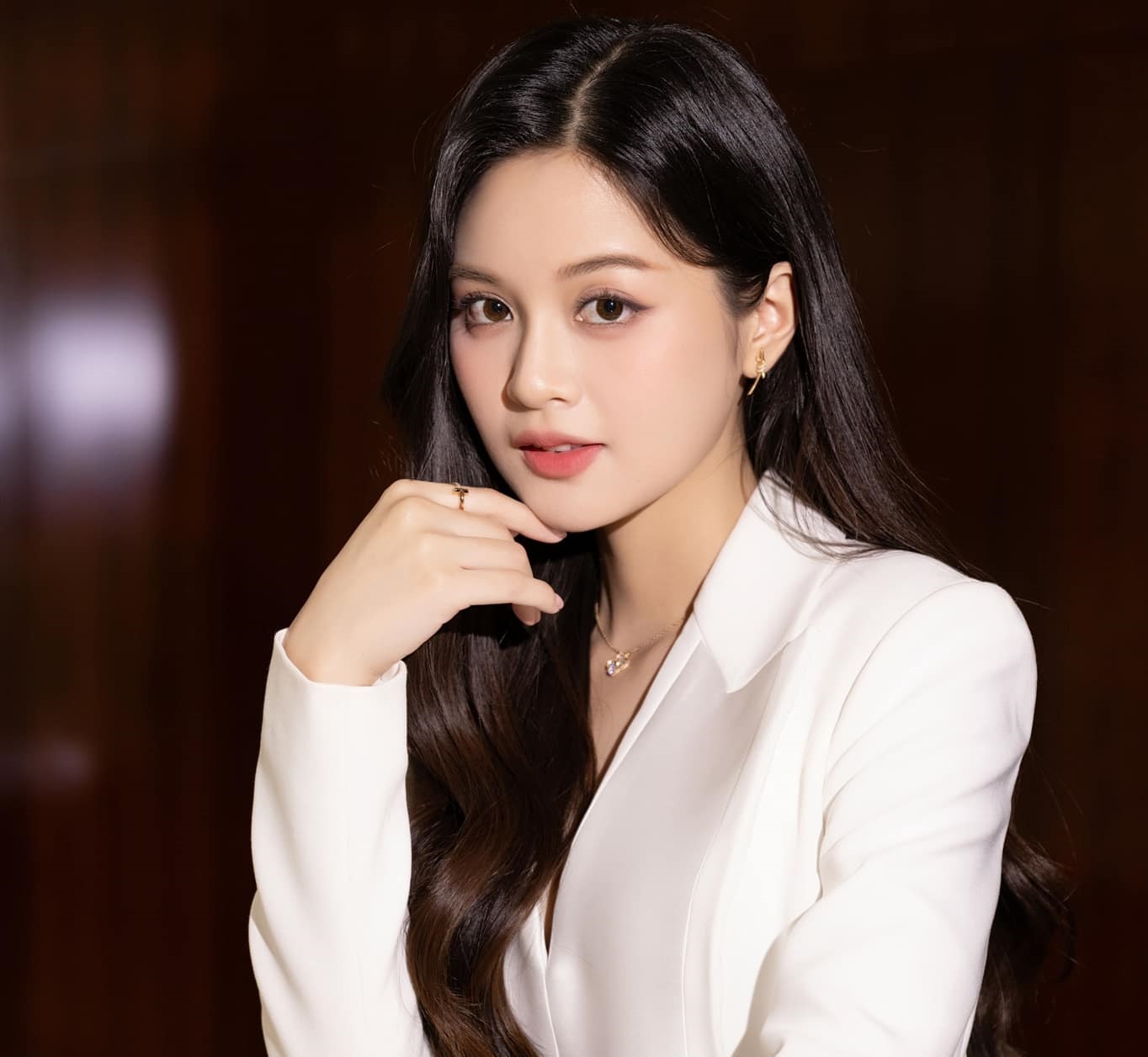 Tiểu sử Phạm Thị Khánh Linh gắn liền với thương hiệu thời trang ESMÉE
