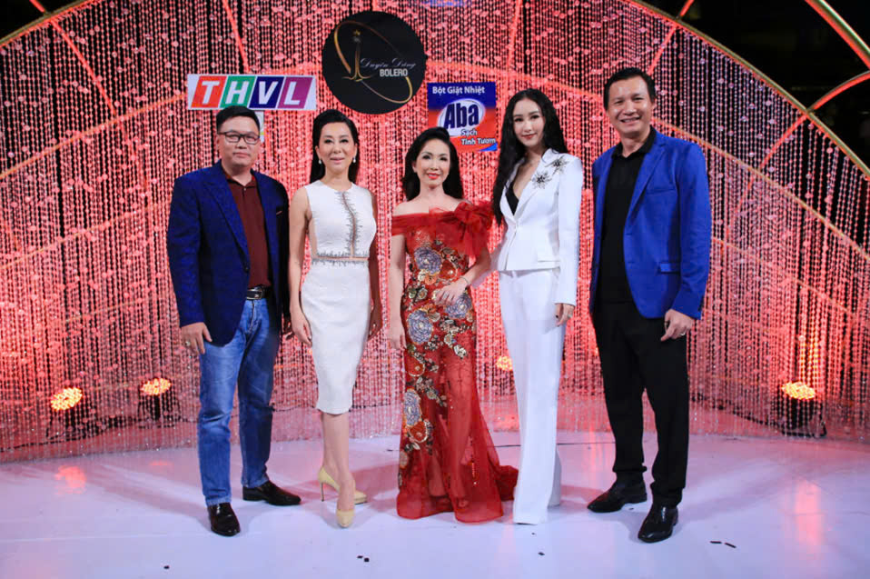 Tiểu sử ca sĩ Mỹ Huyền là cô gái đa tài trên nhiều lĩnh vực âm nhạc và diễn kịch Tiểu sử ca sĩ Mỹ Huyền là cô gái đa tài trên nhiều lĩnh vực âm nhạc và diễn kịch