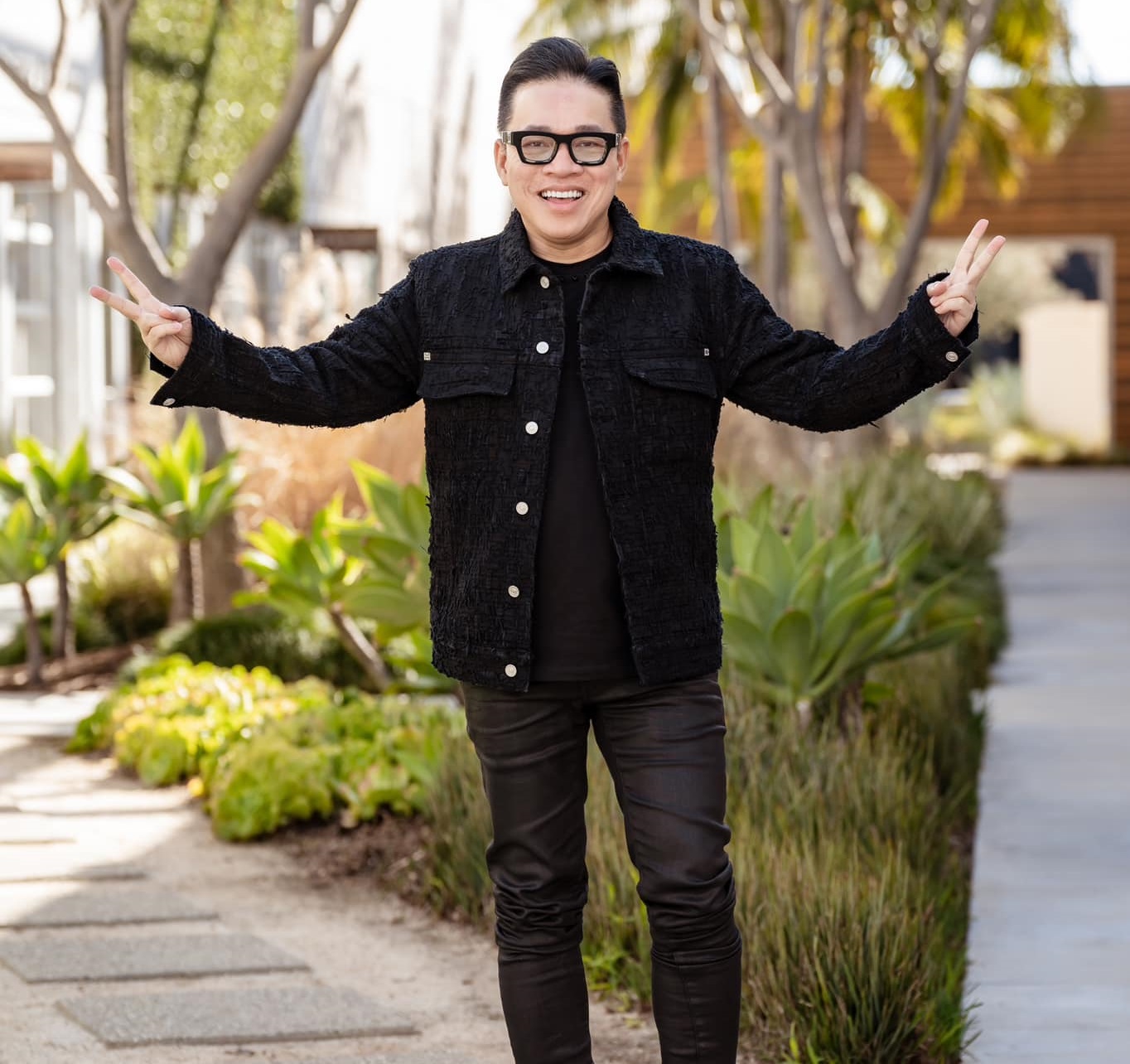 Tiểu sử Phạm Huy Cận khởi đầu từ ngành truyền thông và ẩm thực Tiểu sử Phạm Huy Cận khởi đầu từ ngành truyền thông và ẩm thực