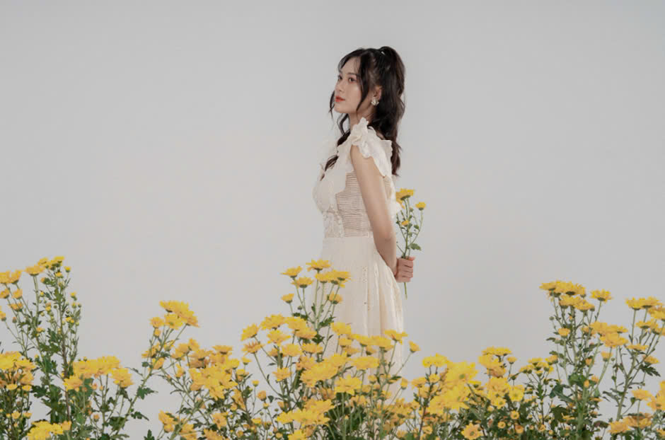 Tiểu sử ca sĩ Quinn cô gái nhỏ hát nhạc ‘tình’ như thế!