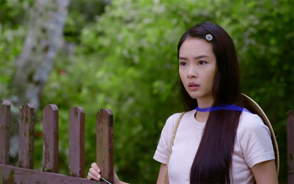 Chantalle Ng hóa thân vào vai "cô dâu Việt"