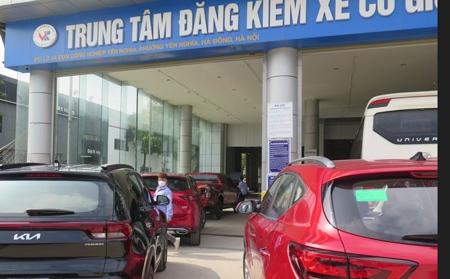 Tài xế phải mang xe đi đăng kiểm lại nếu mất giấy kiểm định ô tô
