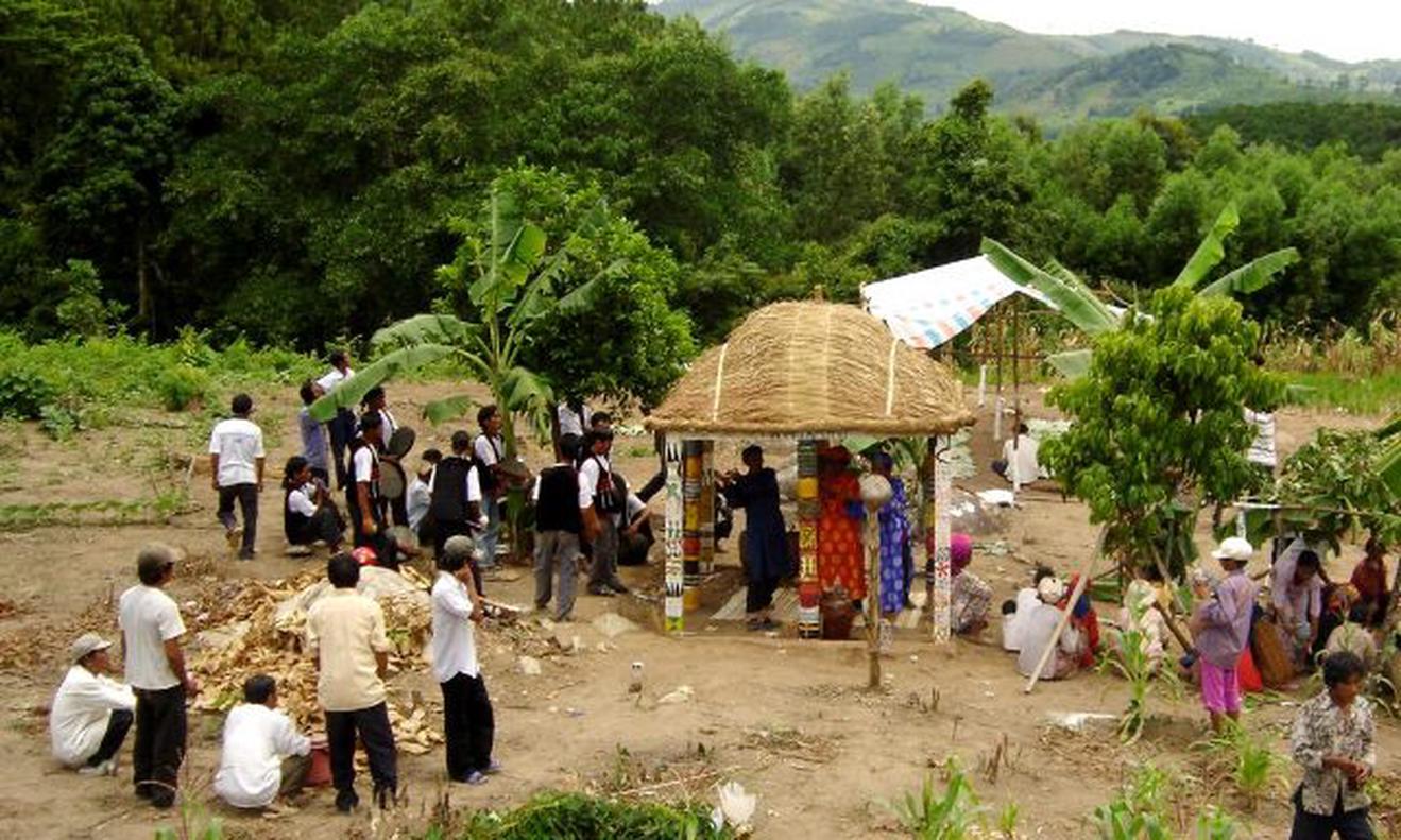 Ngày thứ 2 diễn ra lễ hội