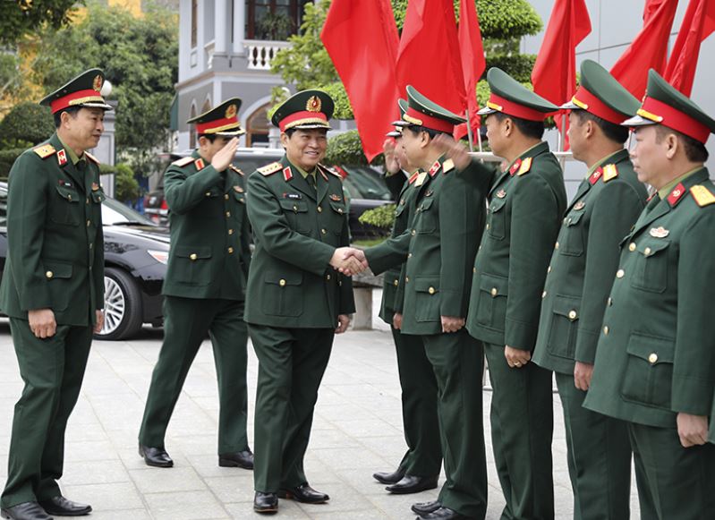 Đại tướng Ngô Xuân Lịch được lên giữ chức vụ Bộ trưởng Bộ Quốc phòng vào năm 2016