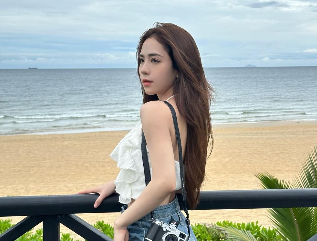 Tiểu sử Ngô Thị Kim Yến xuất thân trong gia đình không có truyền thống nghệ thuật