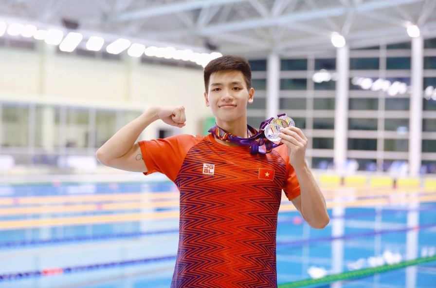 Tiểu sử Nguyễn Hữu Kim Sơn