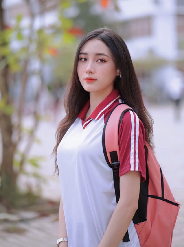 Cơ duyên của hot Girl Châu Minh Thùy với nghề mẫu ảnh