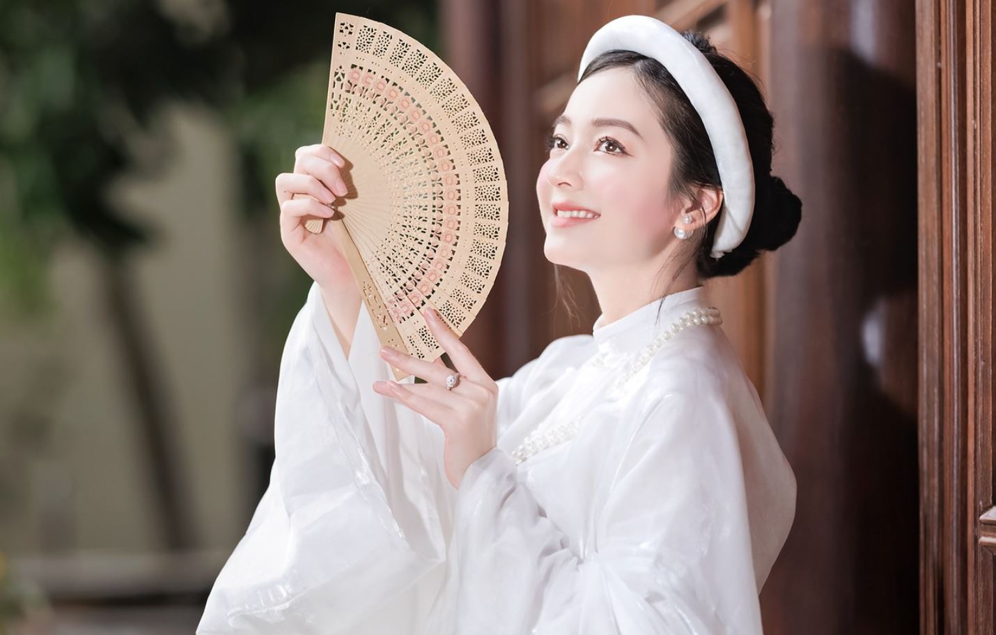 Tiểu sử Lê Vũ Quỳnh Trâm từng đạt Á khôi 1 - Nét đẹp sinh viên ĐH Công nghiệp 2015
