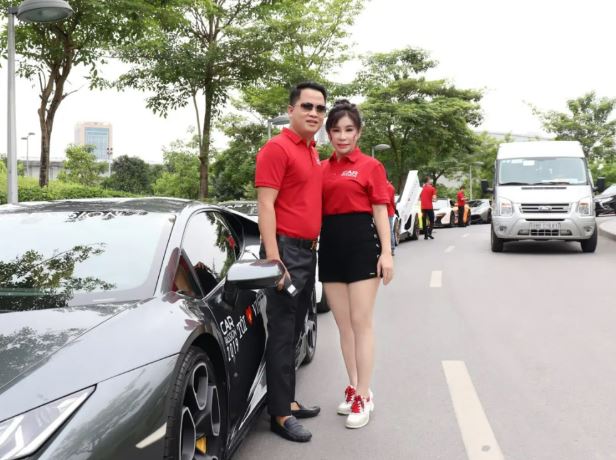 Sự nghiệp thành công bên người vợ tài giỏi