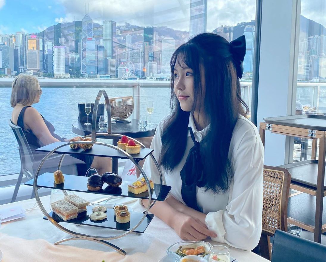 Tiểu sử Trương Hiểu Kỳ từng xuất hiện tại vòng loại cuộc thi Hoa hậu Hồng Kông 2021