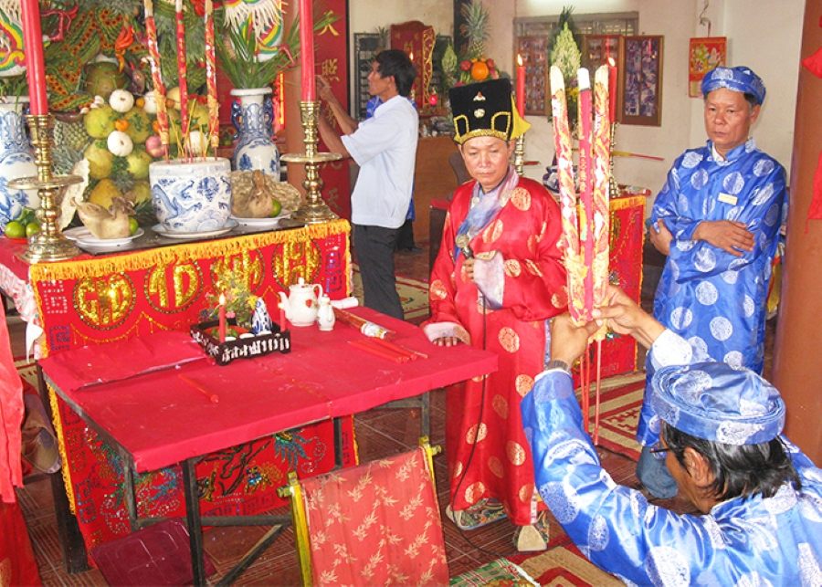 Lễ hội cúng Miễu Vĩnh Long được tổ chức trang nghiêm