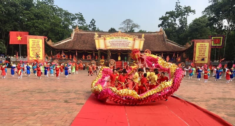 Lễ hội Lam Kinh rộn ràng vui vẻ trong phần hội