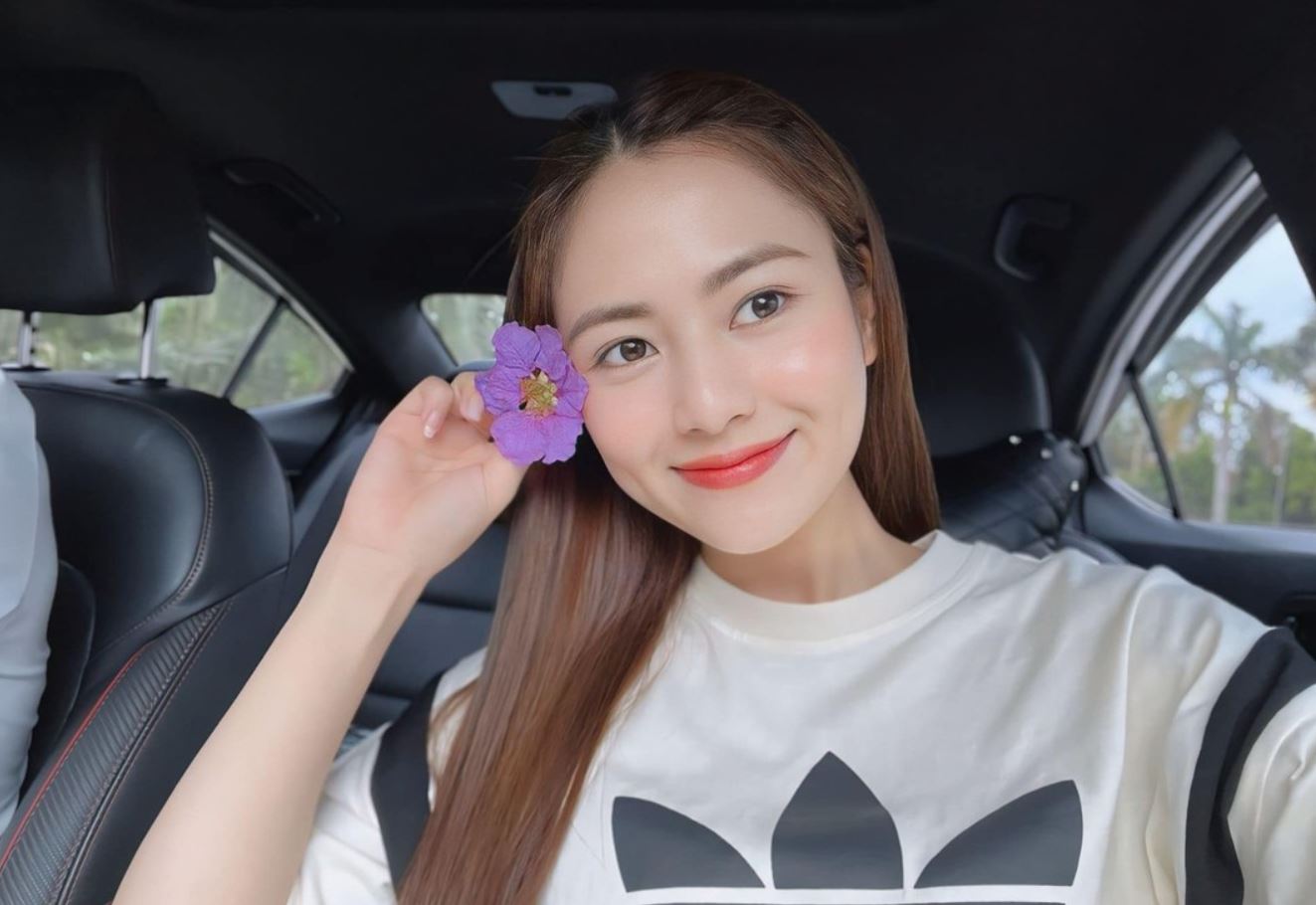 Tiểu sử Việt Hoa sinh năm 1996 đến từ tỉnh Yên Bái, Việt Nam
