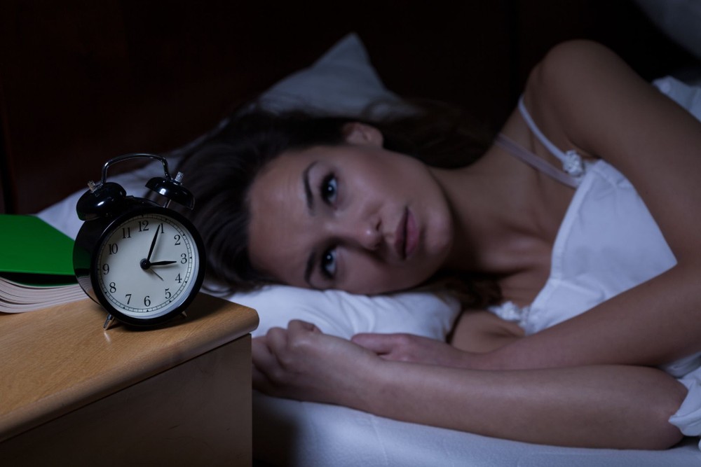 Thiếu ngủ có thể khiến tóc bạc sớm