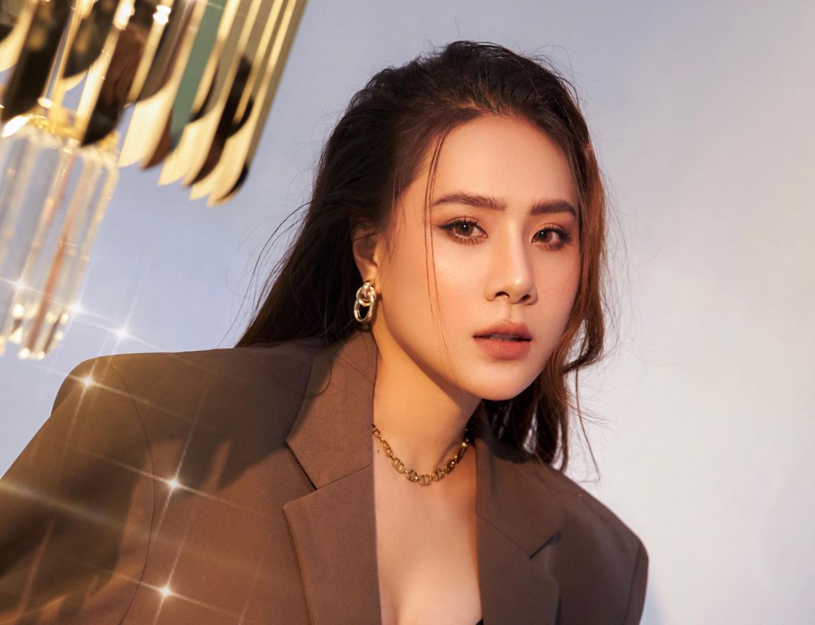 Tiểu sử Hồ Bích Trâm sinh ngày 04/12/1991 đến từ Quảng Ngãi, Việt Nam