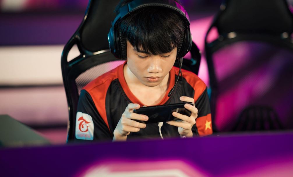 Tiểu sử Ma Gaming có tên thật Đặng Nguyễn Huy Khang sinh ngày 01/02/2004 tại Quảng Ngãi