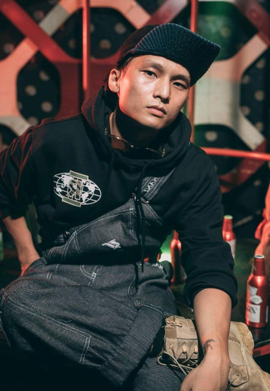 Đạt Maniac từ cậu bé thích Rock đến tài năng làng Rap
