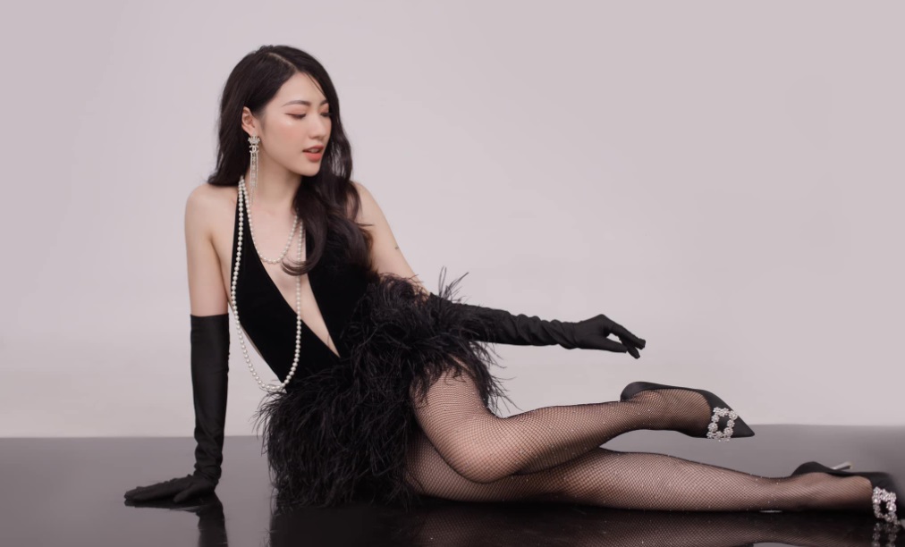 Tiểu sử hot girl Hoàng Giang có tên đầy đủ là Phạm Hoàng Giang sinh năm 1999 tại Hà Nội