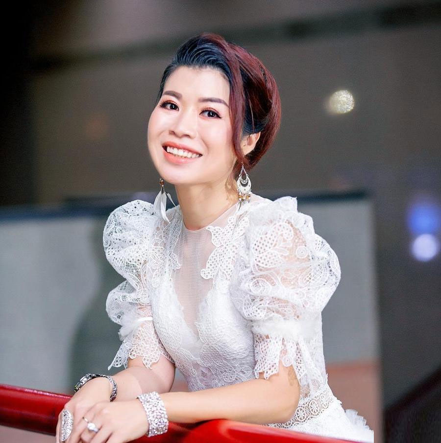 Tiểu sử MC Thi Thảo xuất thân trong gia đình công nhân nghèo