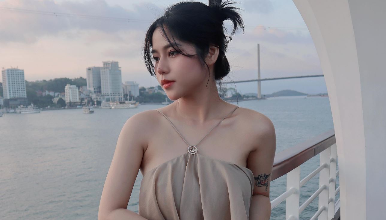 Tiểu sử Tiktoker Hường Bear có tên thật Nguyễn Thị Thu Hường sinh năm 2000 đến từ Hưng Yên