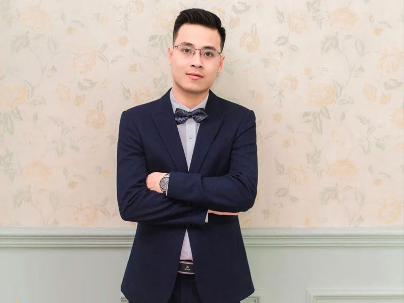 Thủ khoa Thành Nam viết sách từ khi còn ngồi trên ghế nhà trường