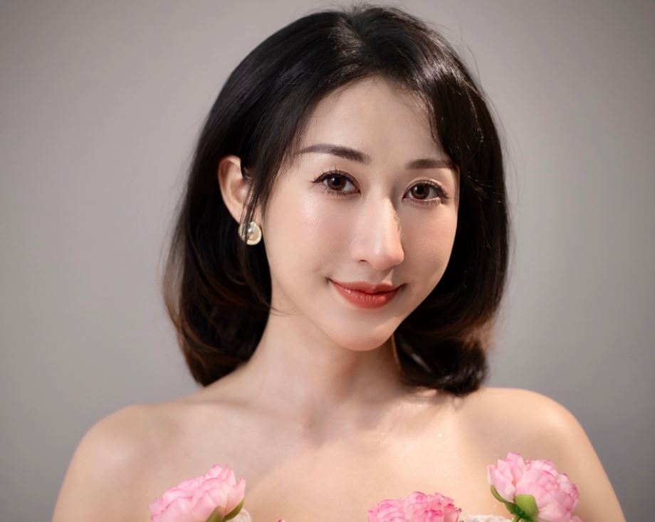 Tiểu sử Huỳnh Vũ Thuỷ Tiên là giáo viên dạy Tiếng Anh sinh năm 1996 đến từ Quảng Ngãi