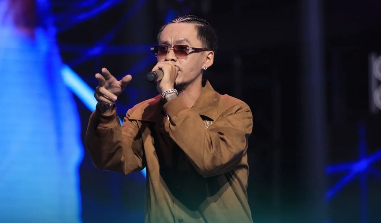 Tiểu sử Minh Lai thường sáng tác những bản Rap mang tính chân thật, cảm động và gần gũi