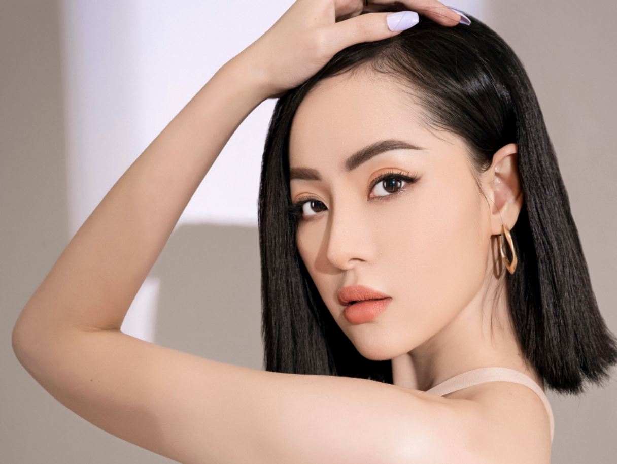 Tiểu sử Lê Đình Minh Ngọc từng tốt nghiệp khoa Thanh nhạc của Nhạc viện thành phố Hồ Chí Minh