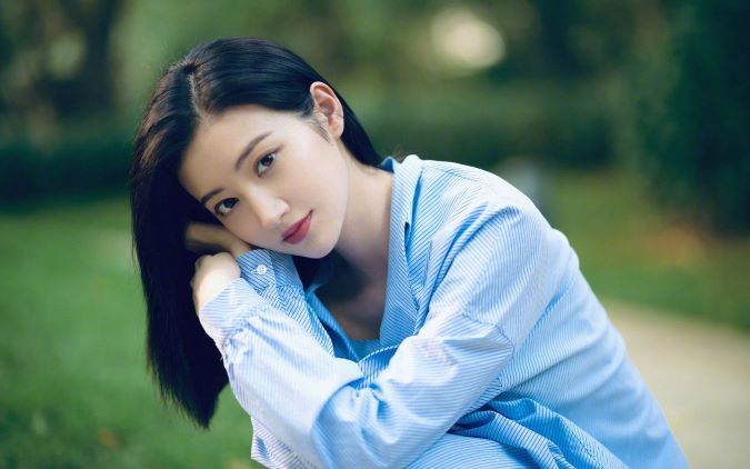 Cảnh Điềm được showbiz chào đón dù diễn "nhạt"