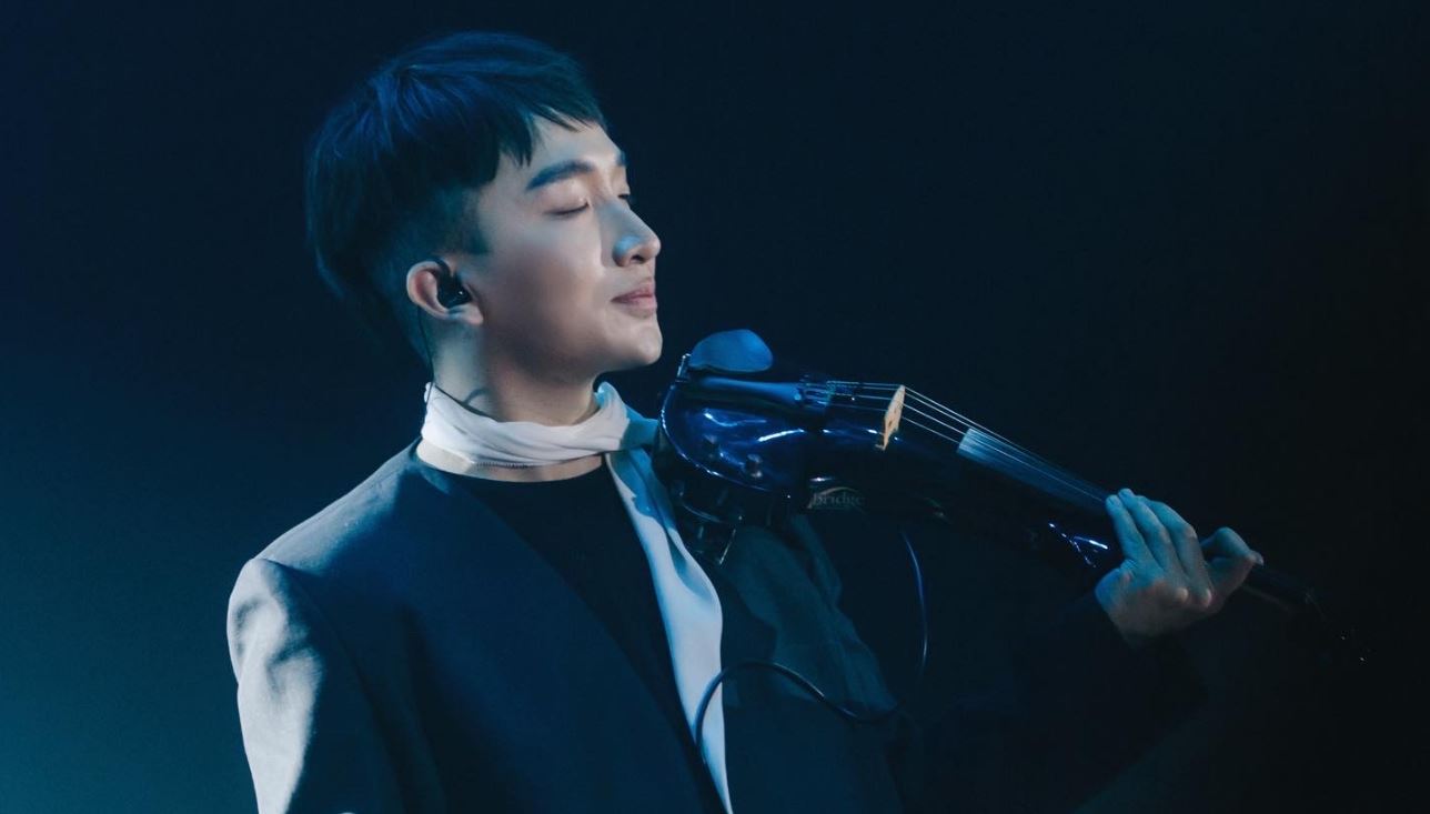 Tiểu sử Hoàng Rob từng tốt nghiệp trường Đại học Quốc gia Hà Nội