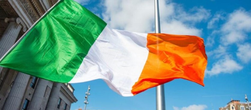 Ý nghĩa biểu tượng sâu sắc của quốc kỳ Ireland
