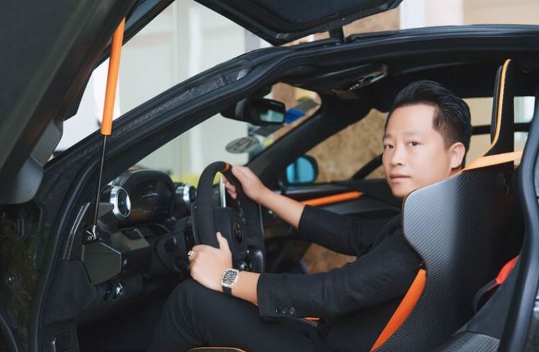 Hoàng Kim Khánh là một triệu phú chơi xe quý tộc duy nhất ở nước ta