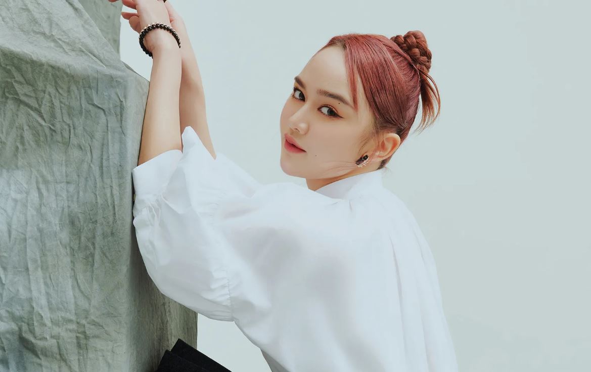 Tiểu sử Christinna Kuan - Fashionista Malaysia với phong cách thời trang biến hóa và đẳng cấp