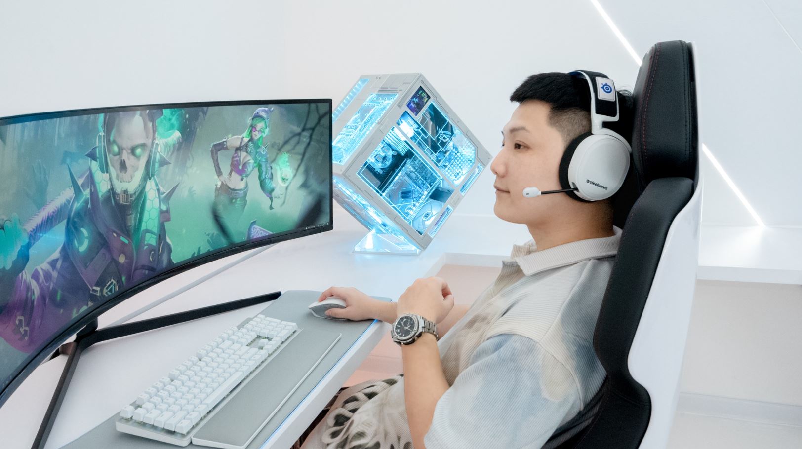 Tiểu sử Invis K có nick face Hạ Vương sinh năm 1993 đến từ TpHCM