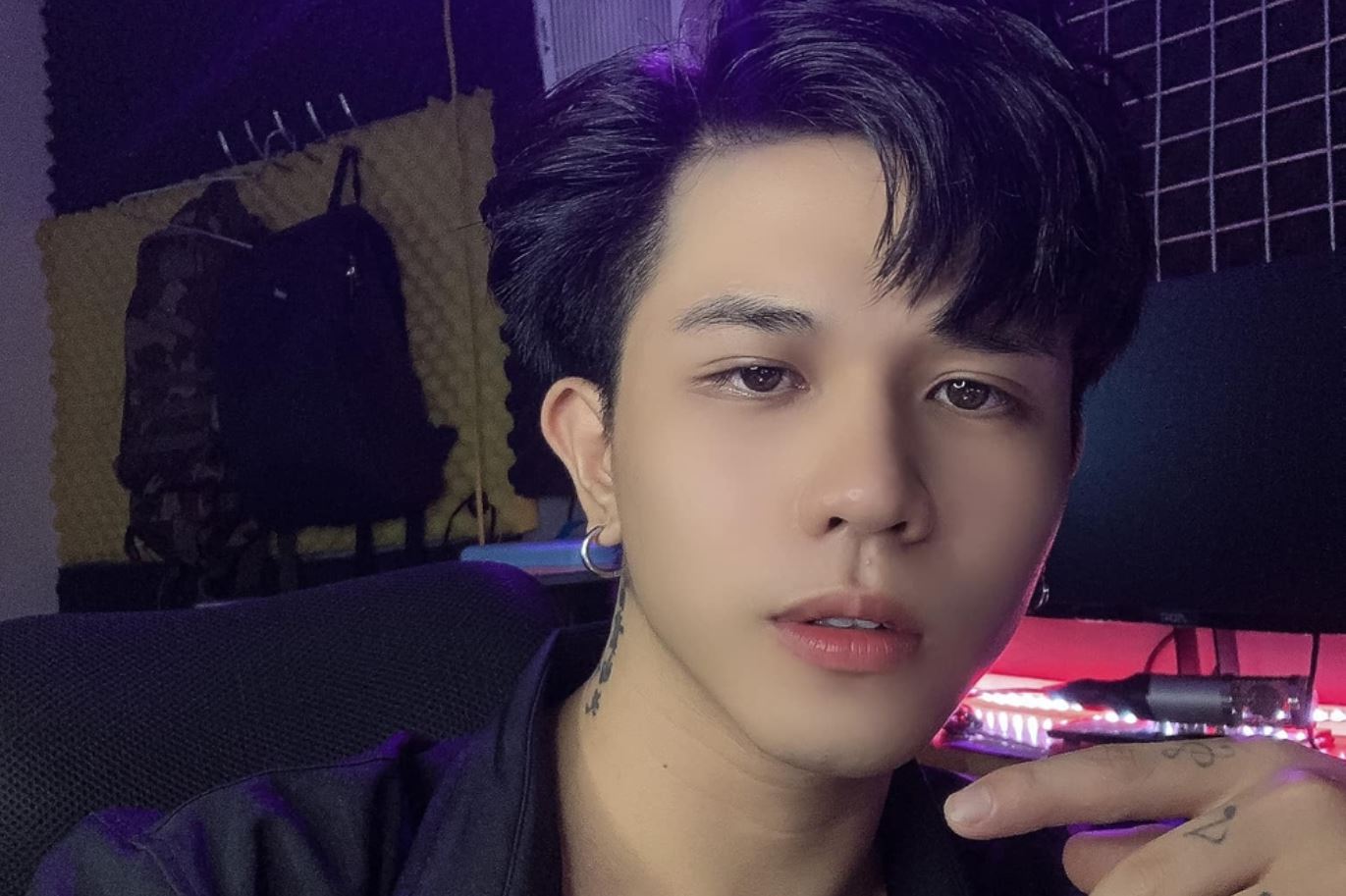 Tiểu sử Nguyễn Trường Giang bỏ ngang việc học tại trường Văn hóa nghệ thuật Tây Bắc vì tai nạn