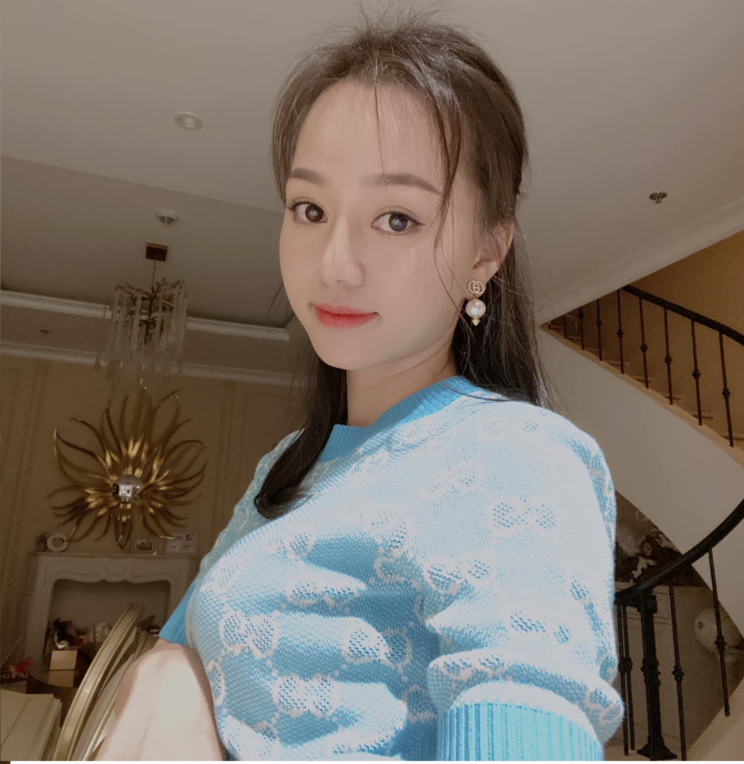 Tiểu sử Vy Võ Tiktok từng gây ấn tượng khi xuất hiện trong MV “Yêu từ phía xa” của ca sĩ Chi Dân