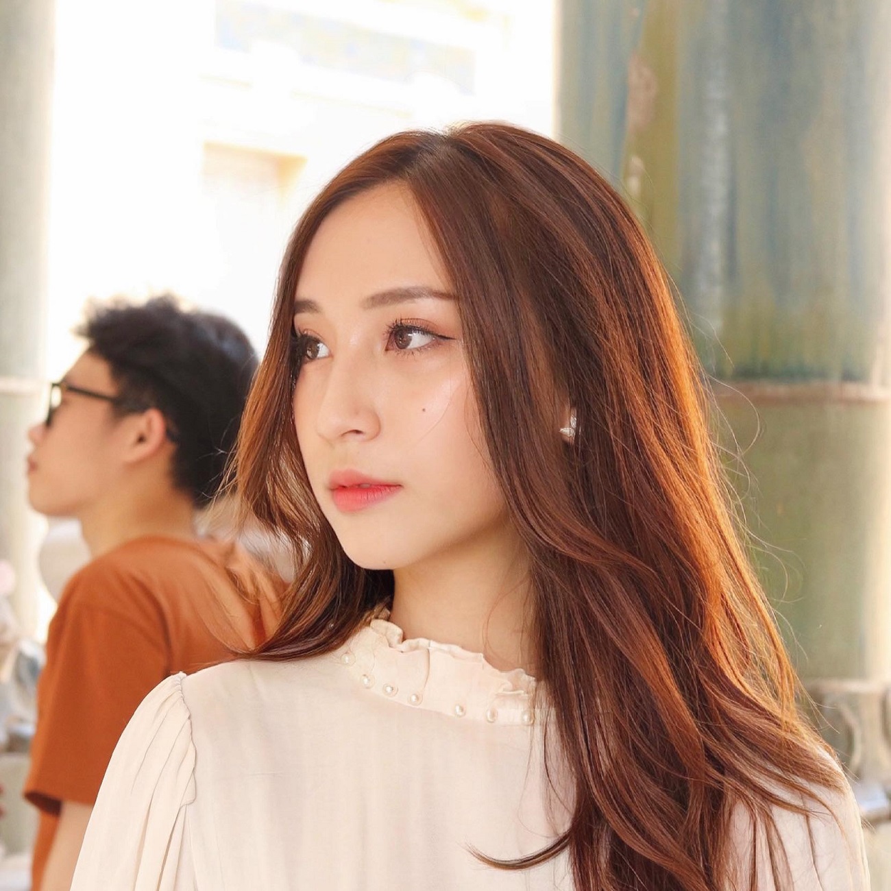 Tiểu sử Minh Thư Chloe từng là VJ tại Schannel, sau đó phát triển kênh Tik Tok riêng