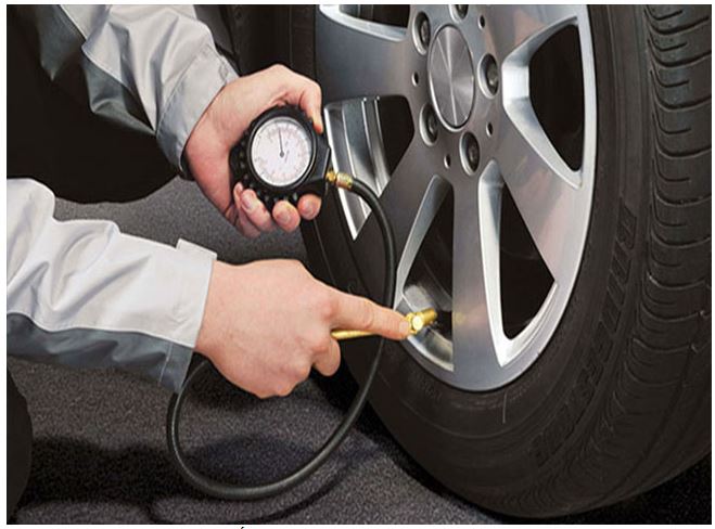 Áp suất khi bơm lốp xe đúng cách