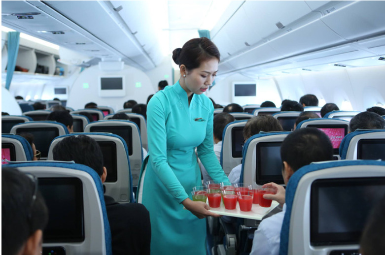 Đằng sau mỗi chuyến bay an toàn là sự tận tâm của đội ngũ tiếp viên hàng không