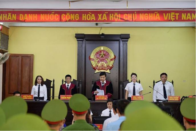 Những người tham gia trong quá trình tố tụng pháp lý