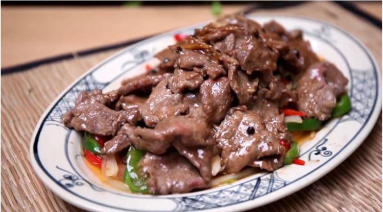 Cách làm bò sốt tiêu đen hấp dẫn ngay tại nhà