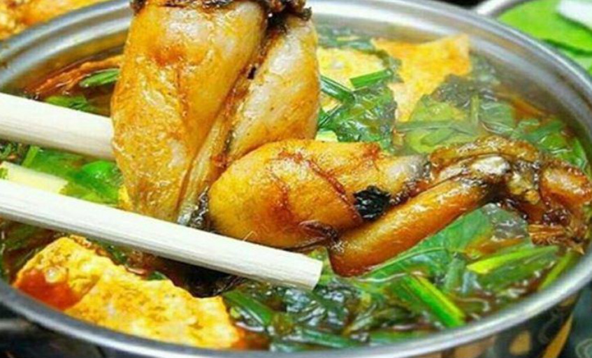 Lẩu ếch măng cay chuẩn vị, đậm đà
