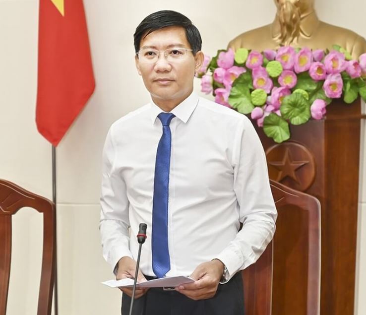 Lê Tuấn Phong là một chính trị gia nổi tiếng và xuất sắc của nước Việt Nam