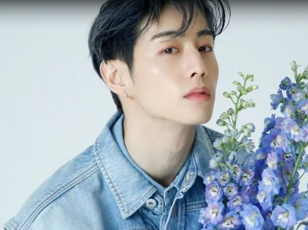 Tiểu sử Mark Tuan