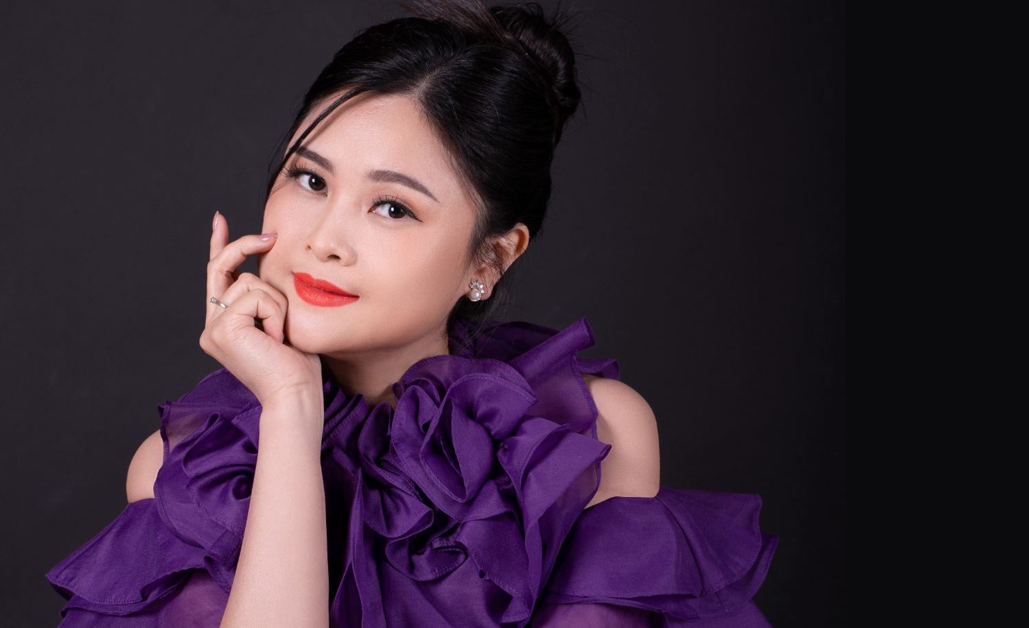 Tiểu sử Mùi Khánh Ly khẳng định thương hiệu cá nhân nhờ sự thông minh và tinh tế