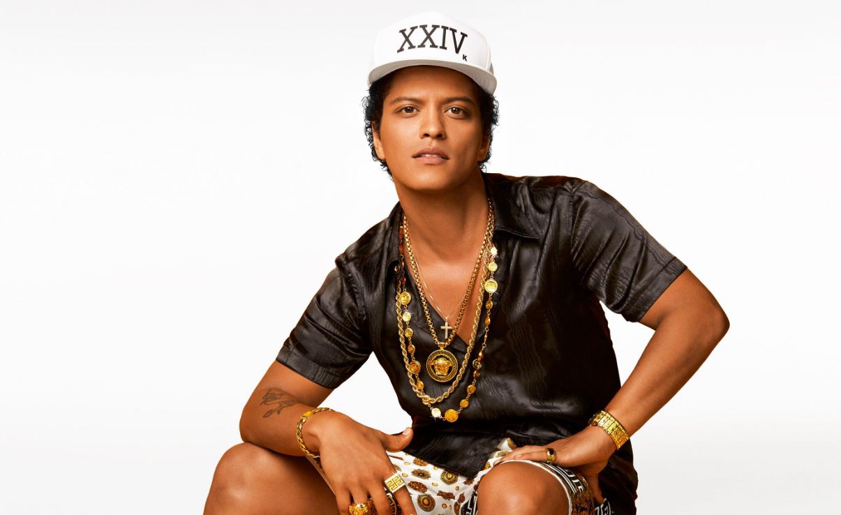 Tiểu sử Bruno Mars ghi dấu bước ngoặt hợp tác Kpop đầu tiên cùng Rosé