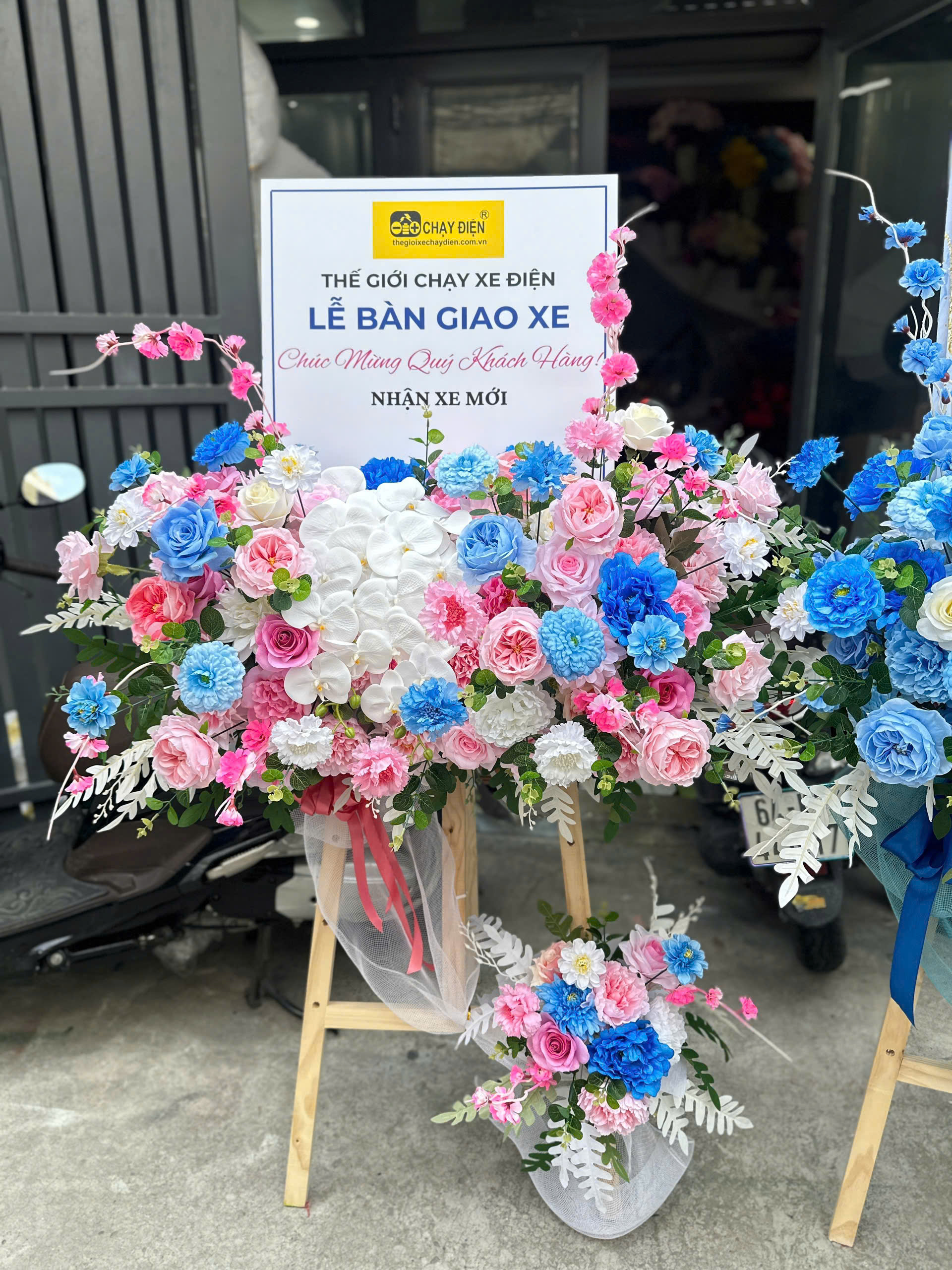 Sự kiện khép lại thành công trong tiếng cười và lời chúc