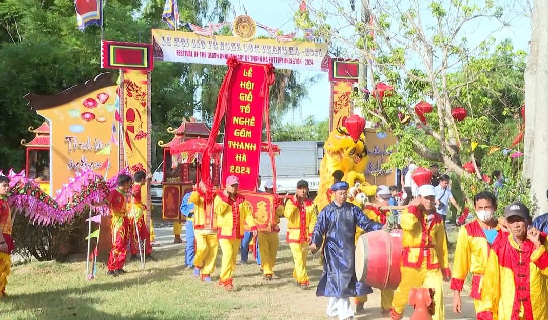 Lễ hội làng gốm Thanh Hà